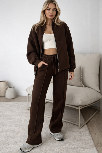 Elegant höstset för dam – ziptröja & högmidjade byxor